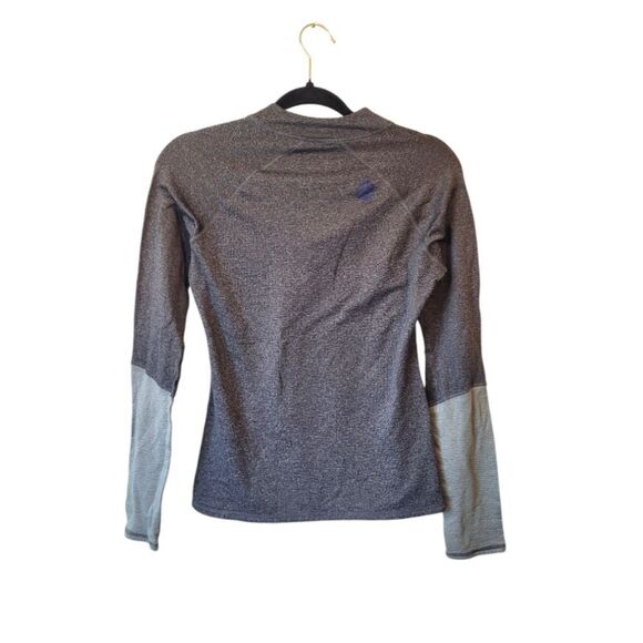 Gray Long Sleeve Women's Top - Picture 2 of 5
